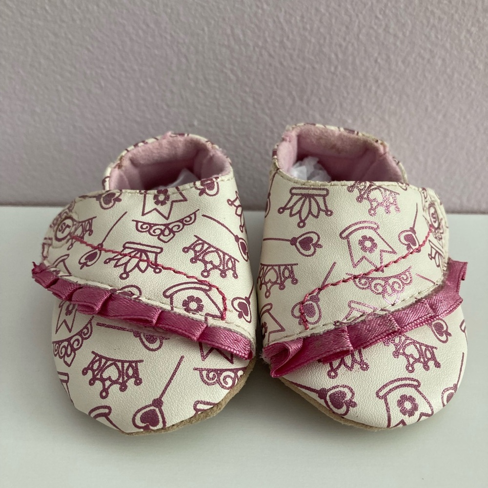 Stride Rite “Royal Ruffles” baby girl slippers, size 3-6 months